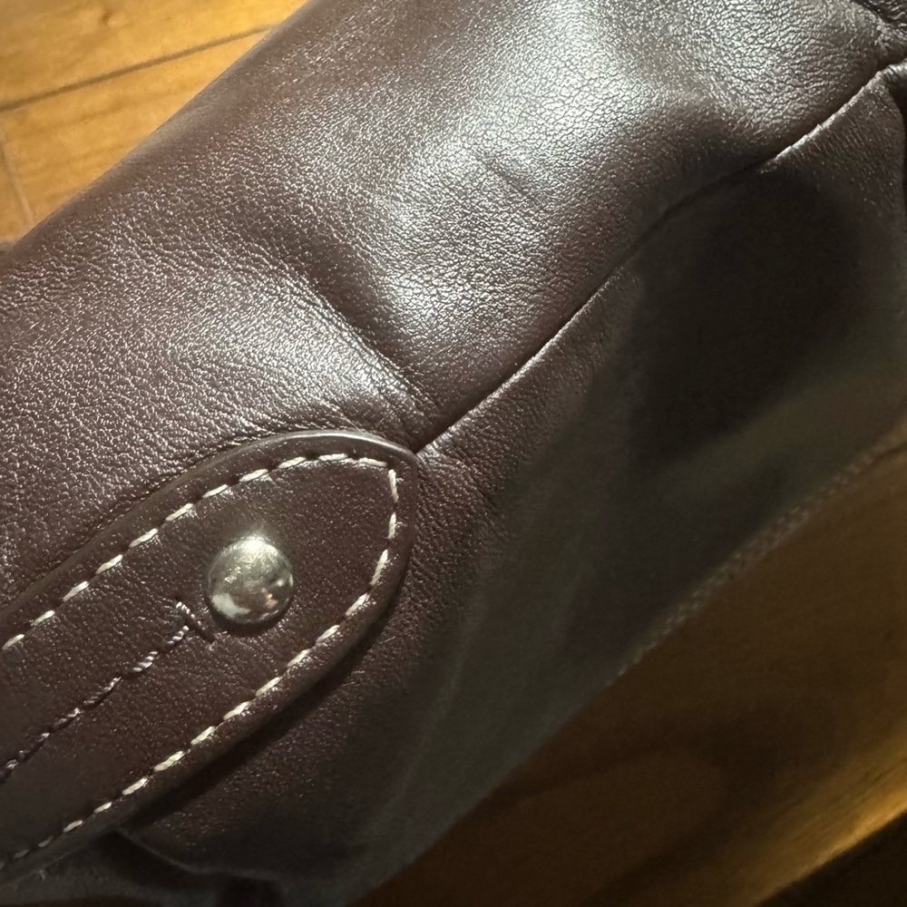 Coach Signature Park Duffle in Khaki w./ Dark Brown Leather - Picture 8 of 10